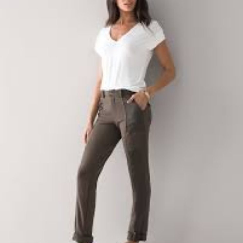 Nwt WHBM wknd the straight crop silver / gray pants size 16s